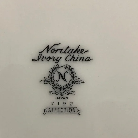 ⭐️Beautiful⭐️17 pcs of Vintage Noritake  Dinnerware - Picture 5 of 13